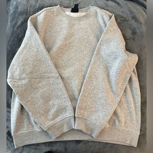 NWOT H&M MEN’s Heather Gray Crewneck Sweater
